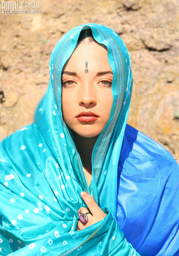 Ангелина, 31